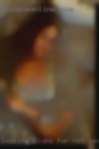 Looking clubs for hot sexy horny playmate.